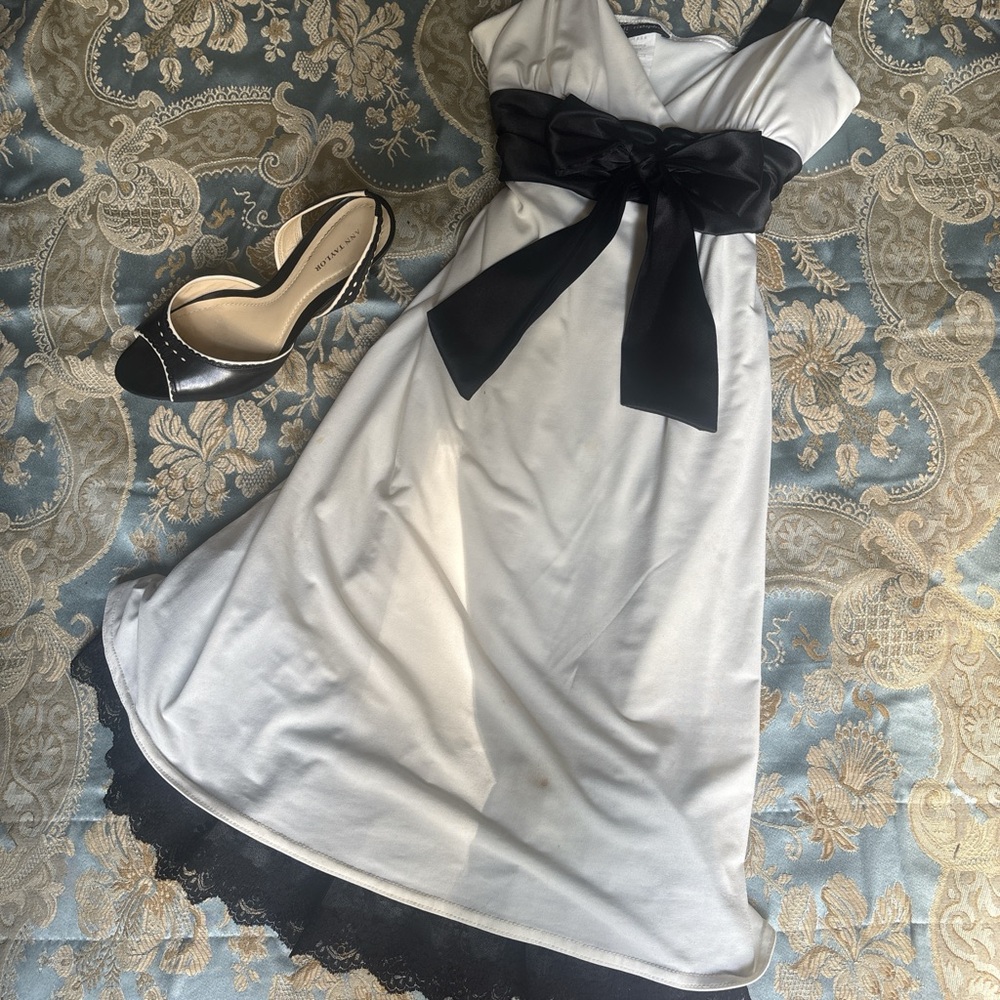 Jodi Kristopher Silver and Black One Shoulder Sundress